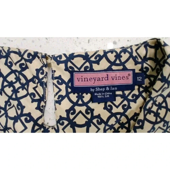 Vineyard Vines Magnolia Green Geometric Print Tie Back Tank Top Blouse Size 12 - Picture 5 of 6